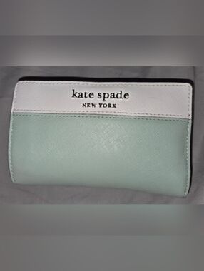 Kate Spade New York Mint Green Medium Bifold Wallet